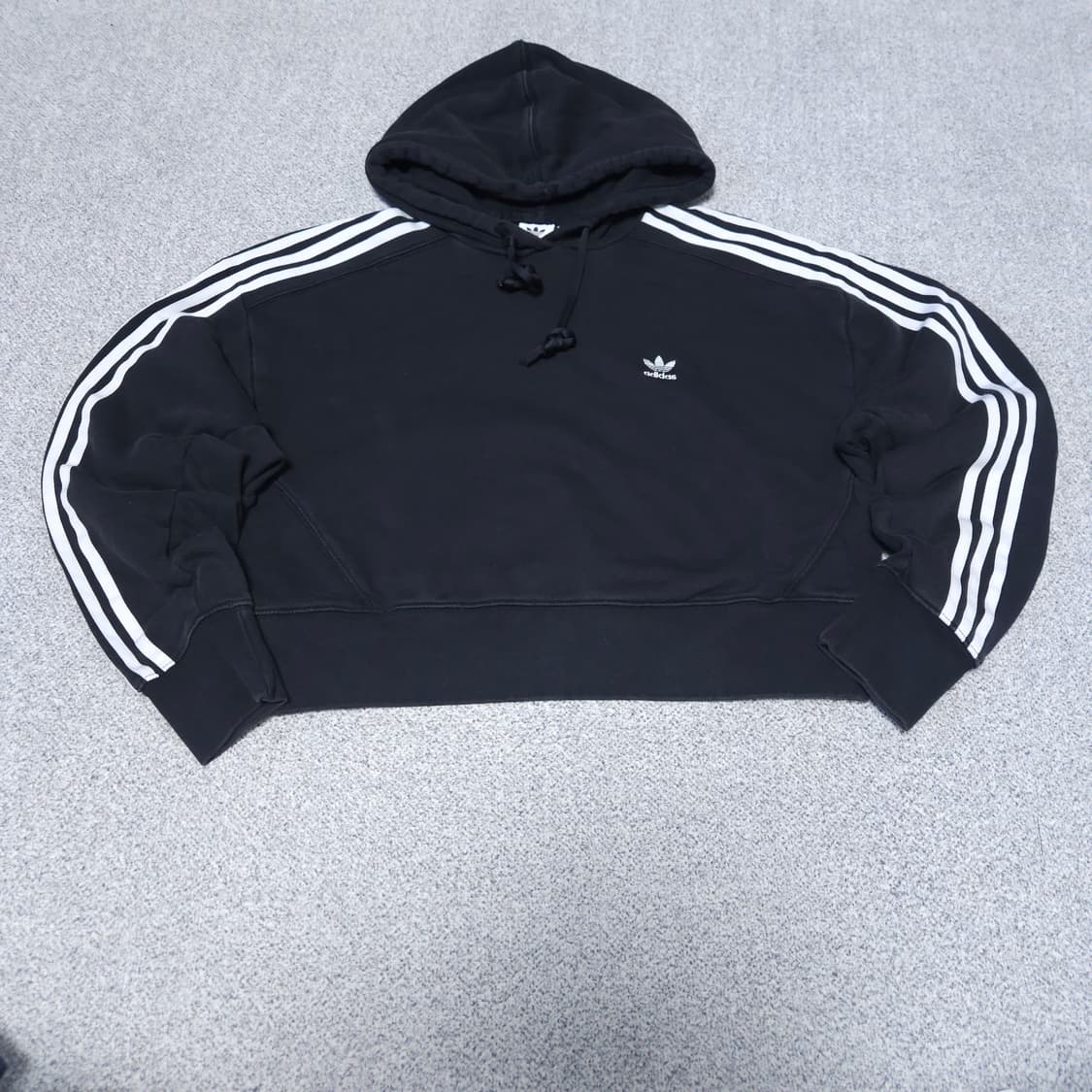 아디다스 파이어버드 크롭 후드티 S 상품이미지1