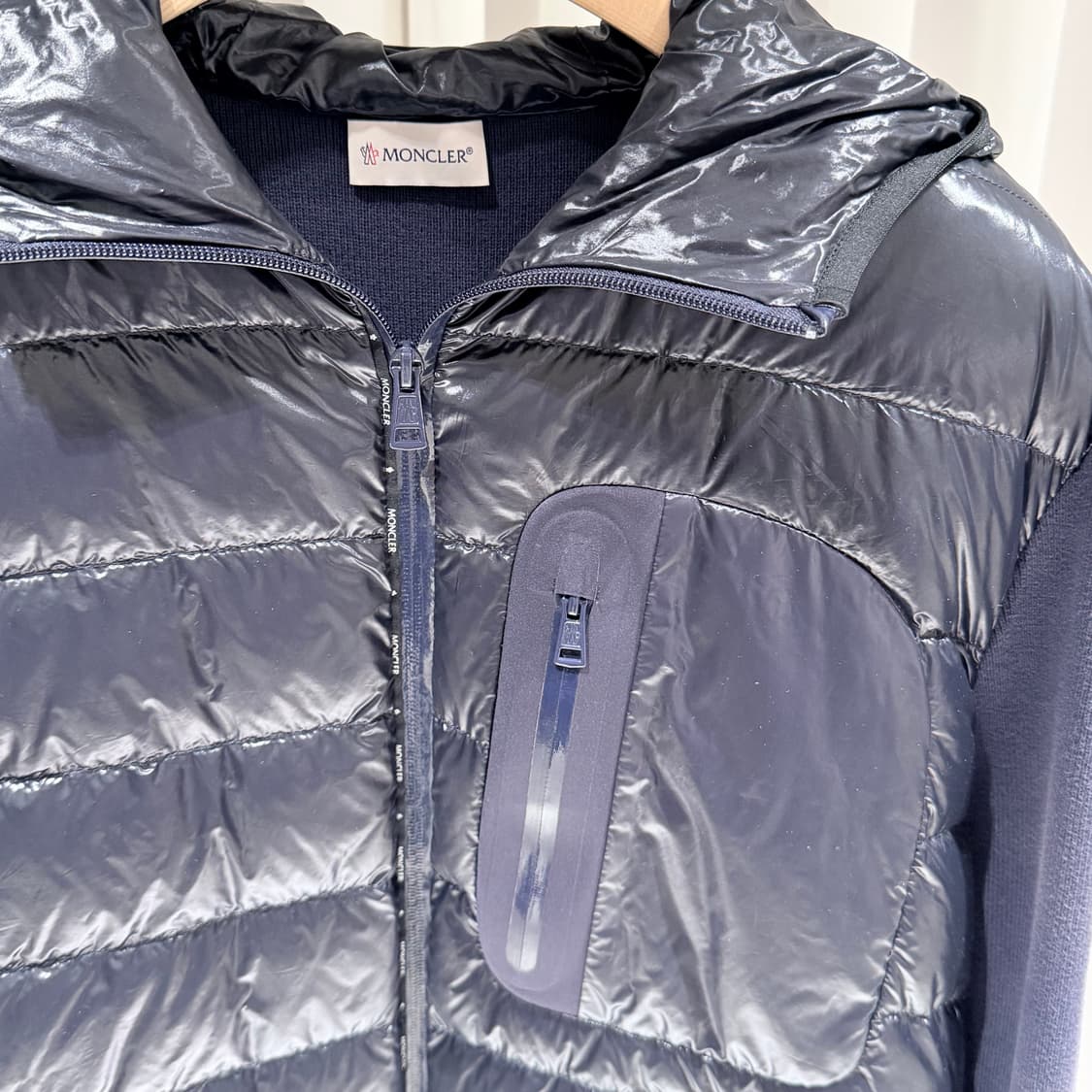 L / 몽클레어 유광 로고 네이비 니트패딩 상품이미지4