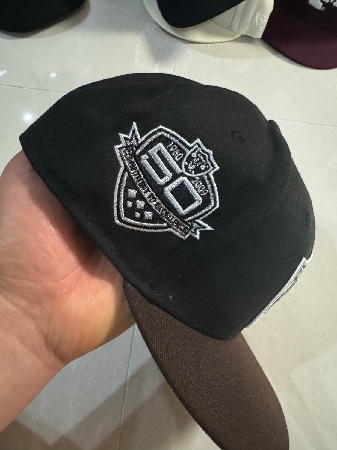 뉴에라 라스베가스 레이더스 50TH 캡 5/8 미시착 처분  상품이미지2