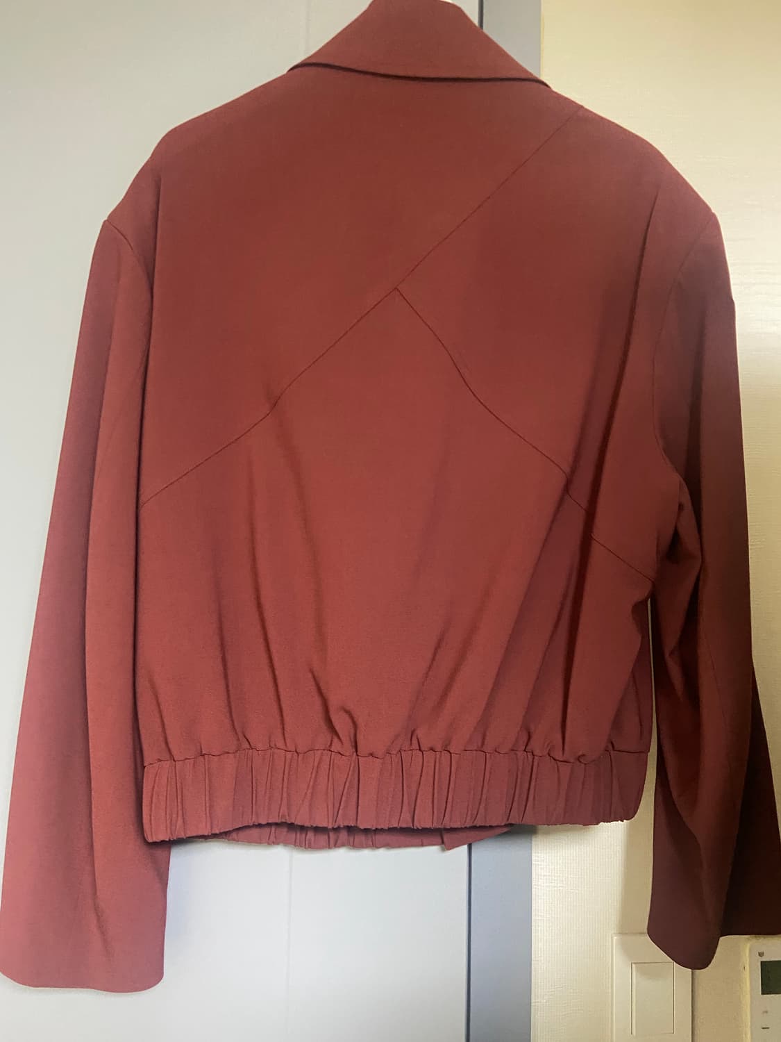 웨이비니스 터널링 울 크롭 자켓 1 상품이미지2