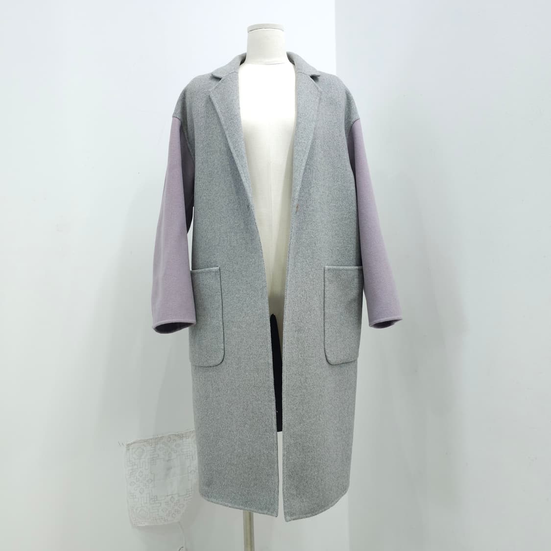 울 그레이 삼색컬러 배색 오버핏 롱코트 상품이미지3