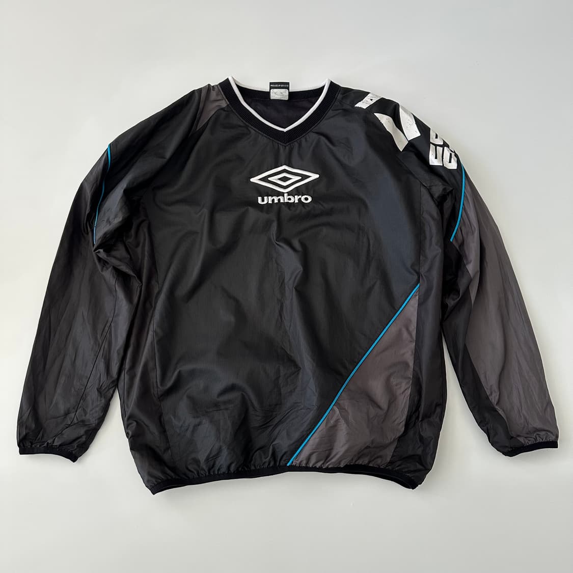 엄브로 umbro 로고 웜업 상품이미지1