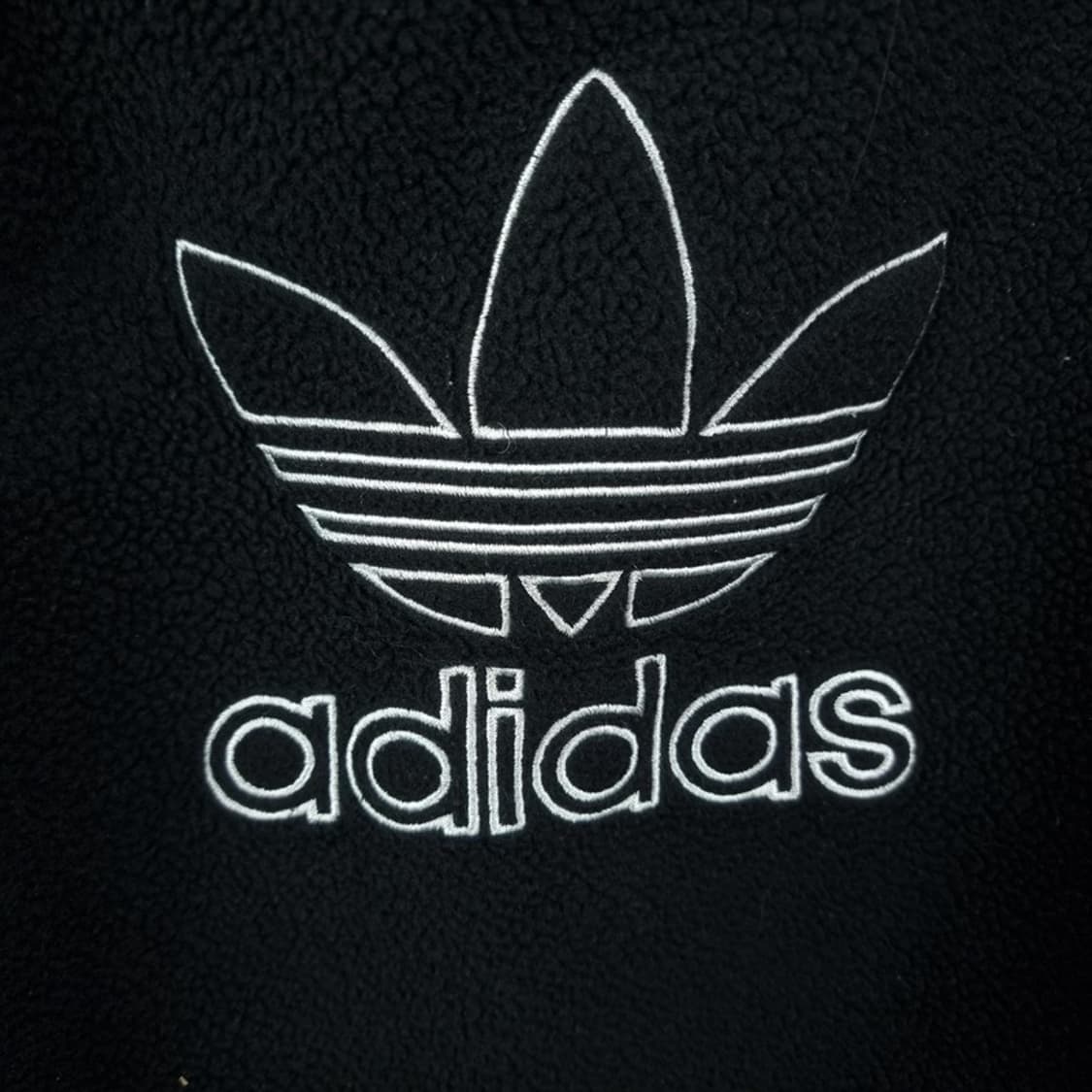 [아디다스] 불꽃 로고 쉐르파 오버핏 뽀글이 집업 자켓 블랙 M18284 상품이미지6