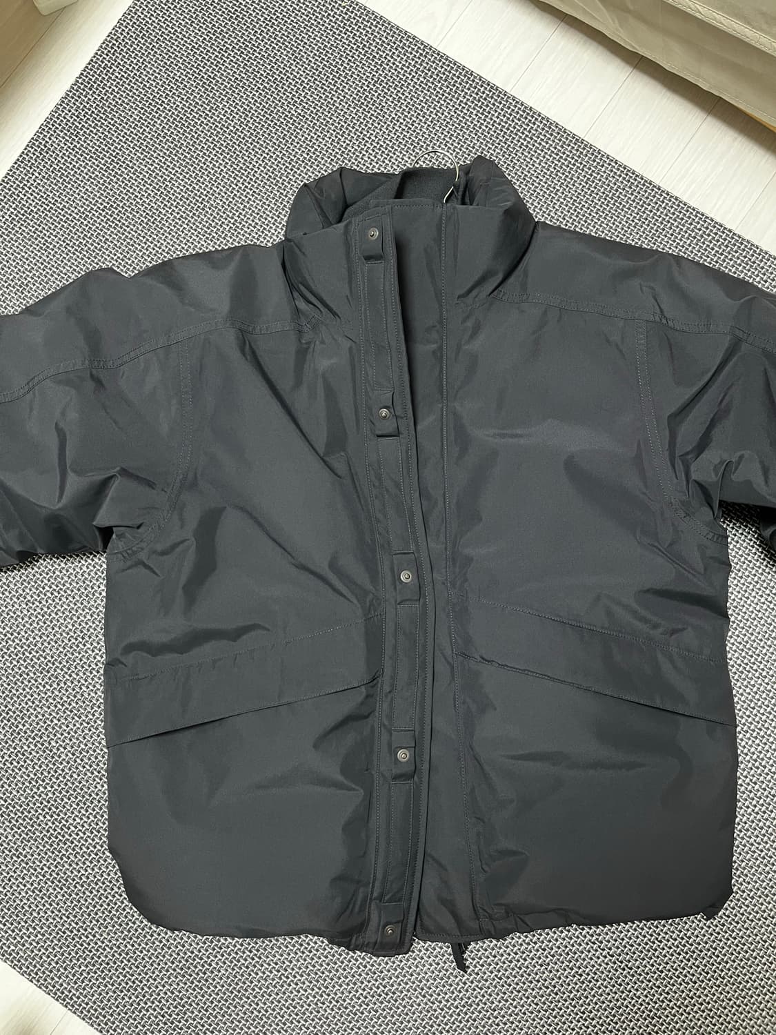 나나미카 고어텍스 숏다운 네이비 xs 상품이미지1