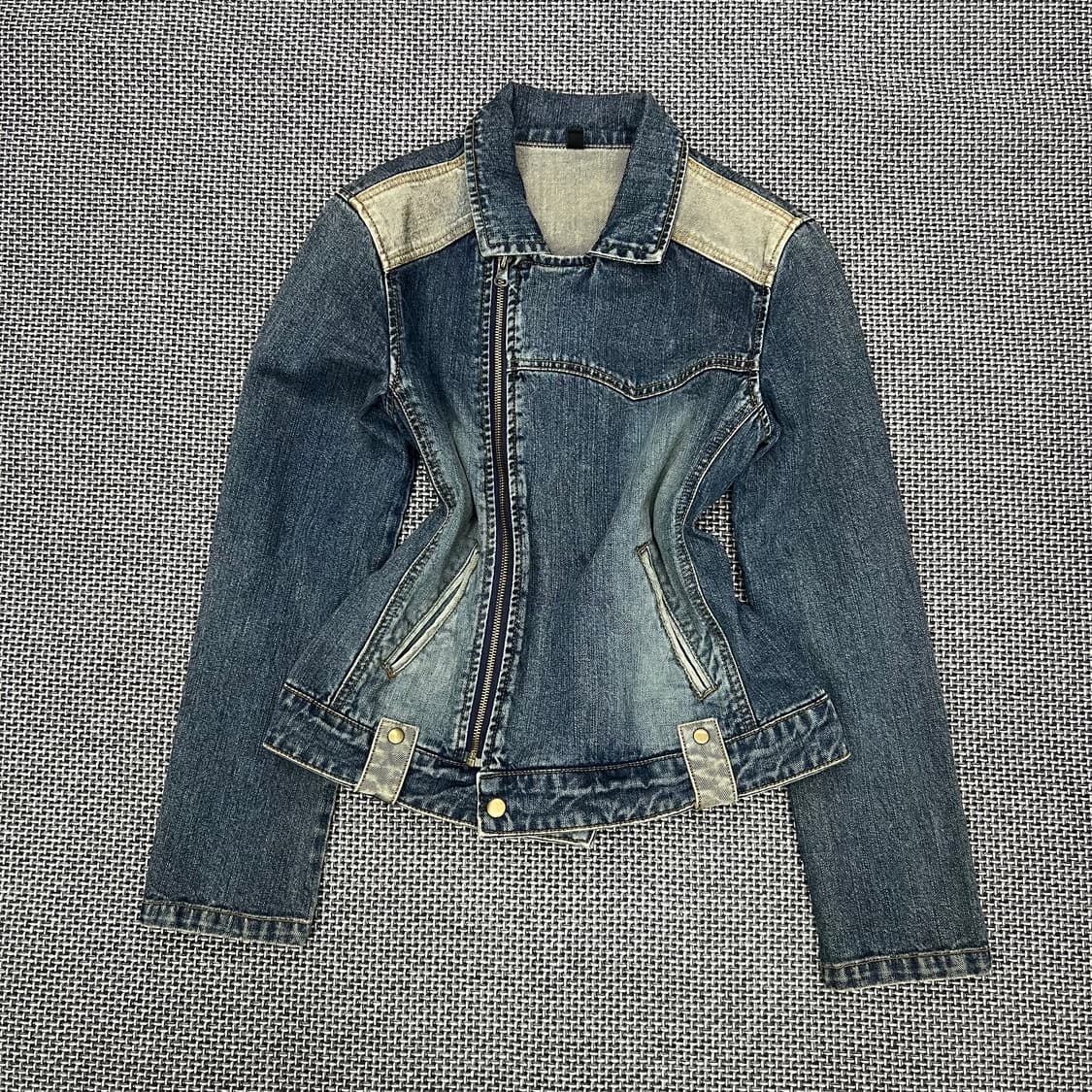 빈티지 워싱 데님자켓 상품이미지1