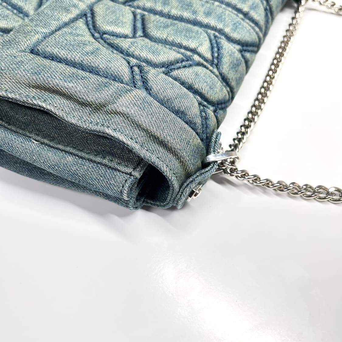 디젤 데님 엠보싱 숄더백 상품이미지4