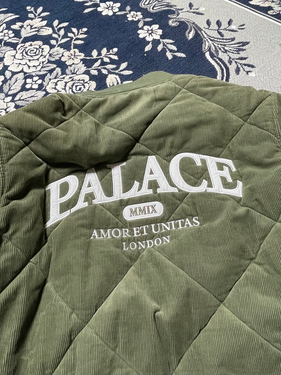 팔라스 퀼팅 자켓 M 카키 상품이미지1