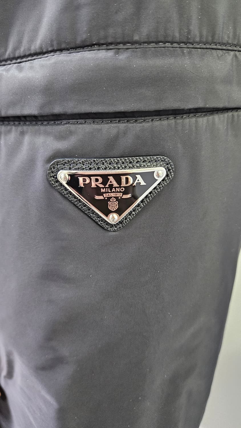 프라다 리나일론 하이넥 바람막이 블랙(48) 상품이미지3