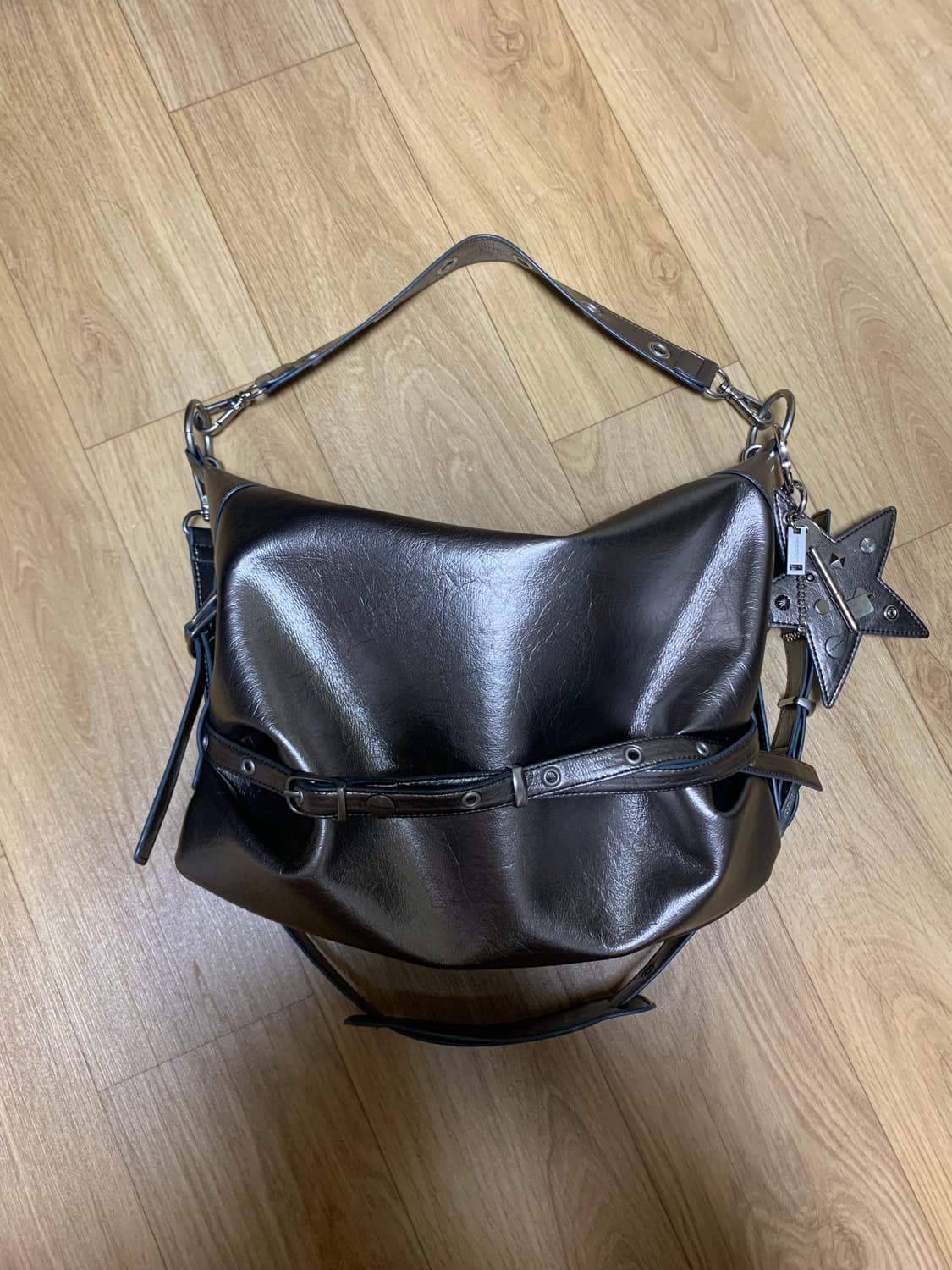 여밈 slouchy bag 메탈 상품이미지5