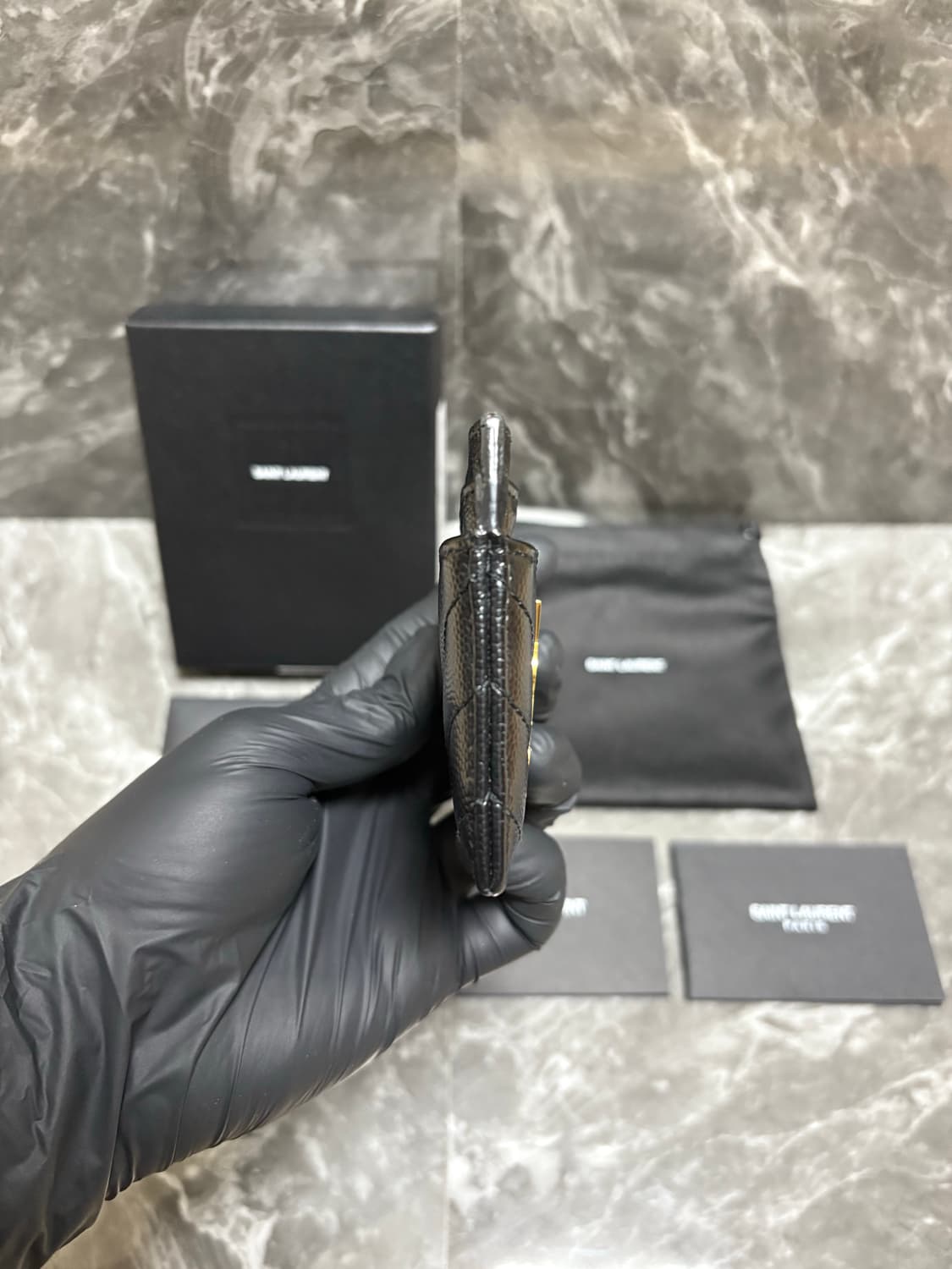 [새상품급] 입생로랑 그랑 드 뿌드르 마틀라세 카드지갑 상품이미지4