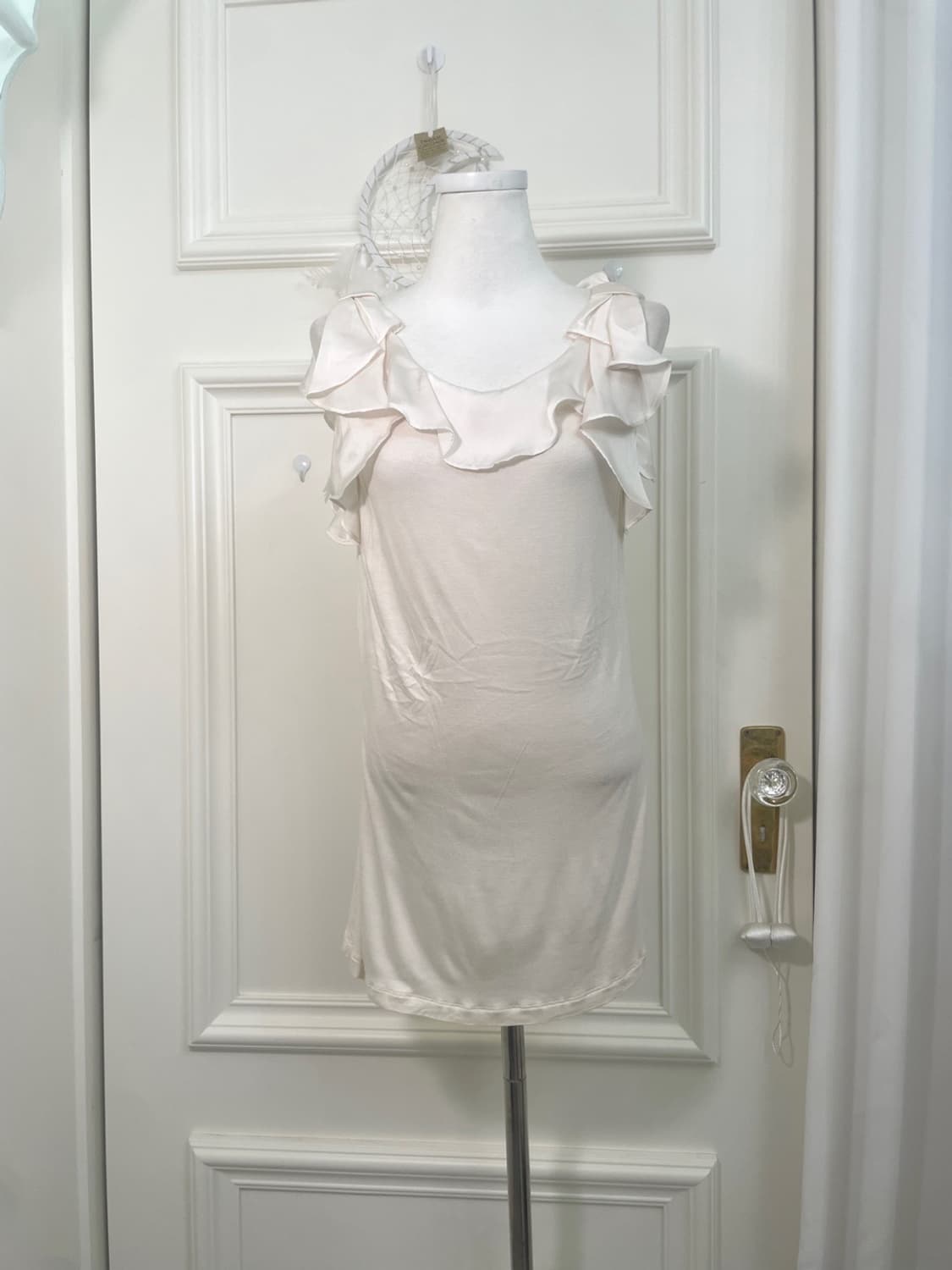 satin ruffle bow basic span sleeveless 상품이미지1