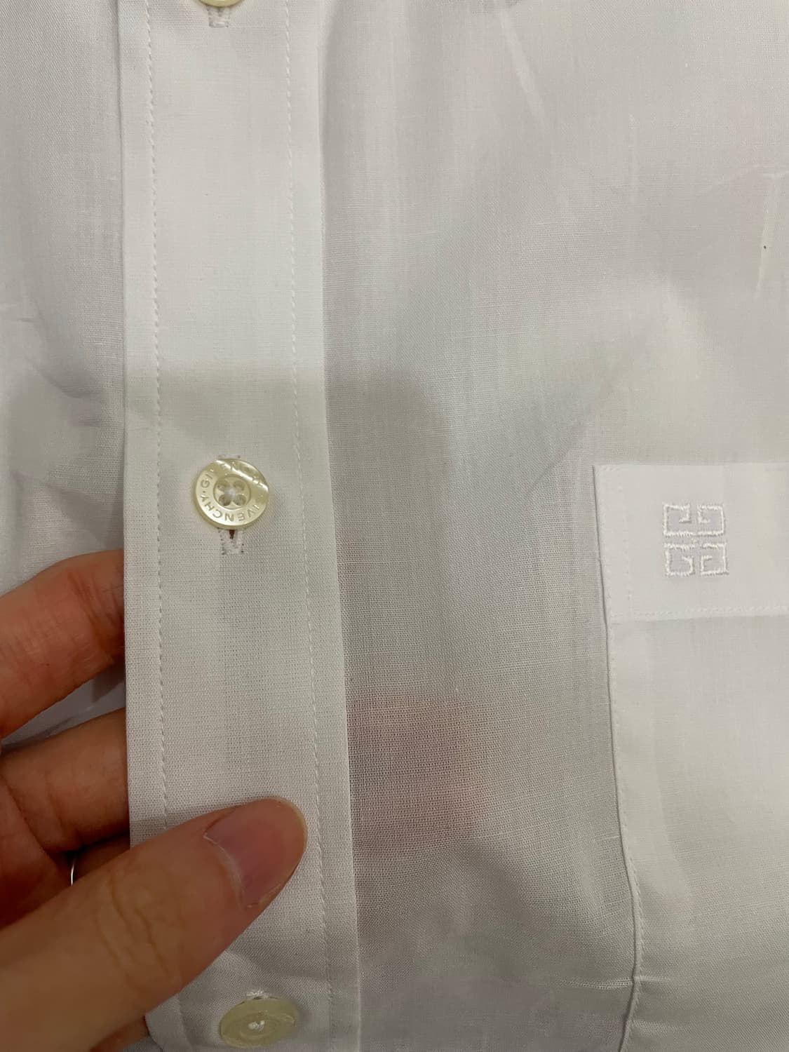 [새상품] 지방시 반팔 셔츠 화이트 상품이미지4