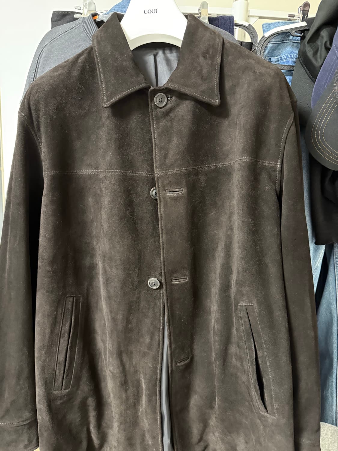 쿠어 25fw 스웨이드 카코트 상품이미지1