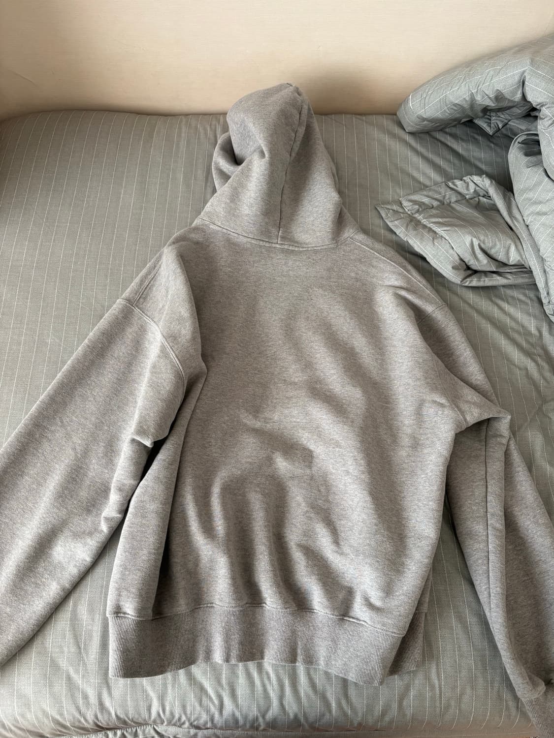 (2)밈더워드로브 헬로 월드 LOVE 후드티 그레이 상품이미지3