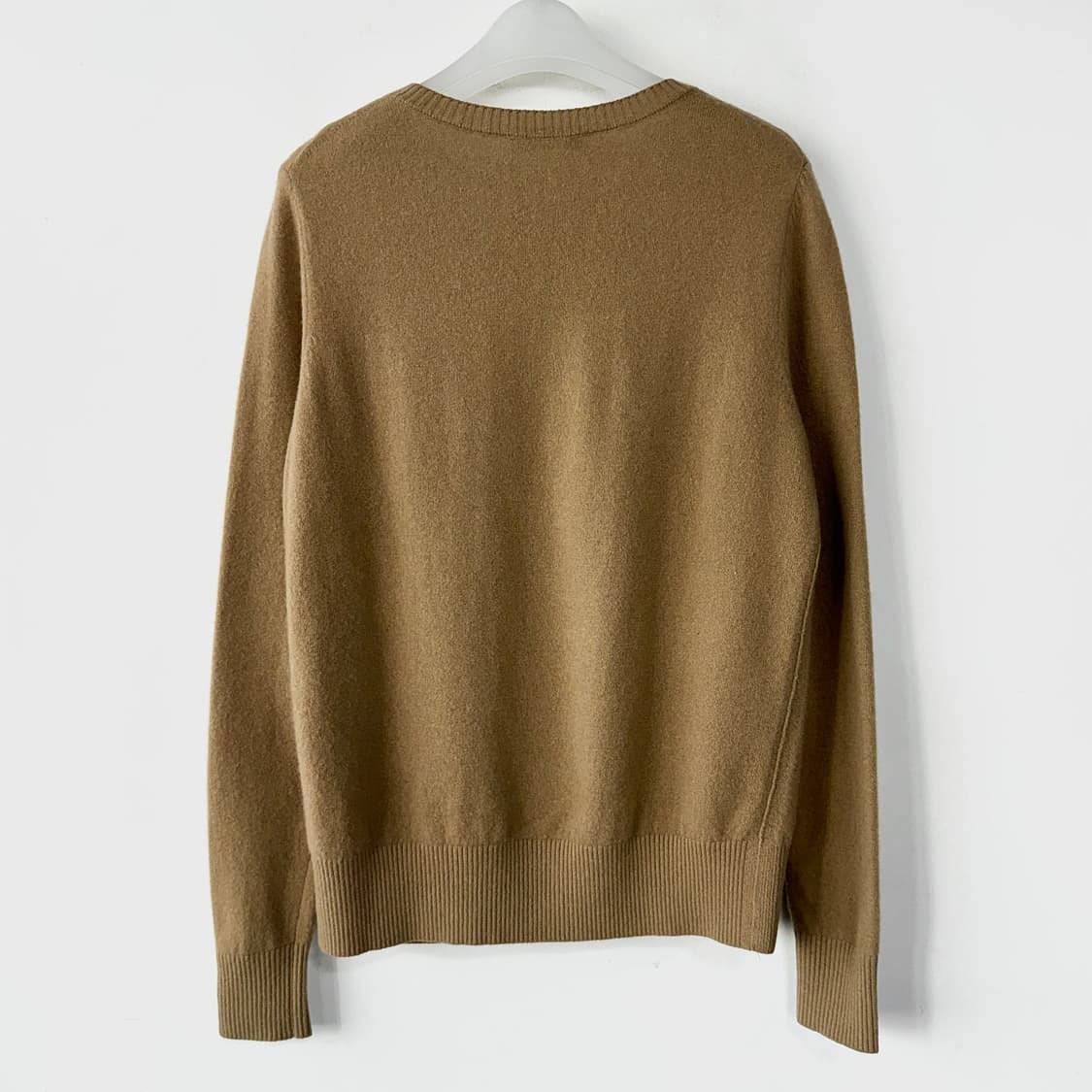 일라일 레오파드 패치 포켓 울 니트 상품이미지4