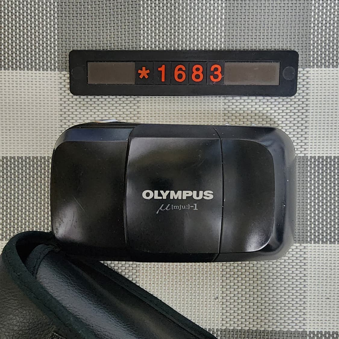 올림푸스 뮤 1 블랙바디 필름카메라 파우치포함 상품이미지1