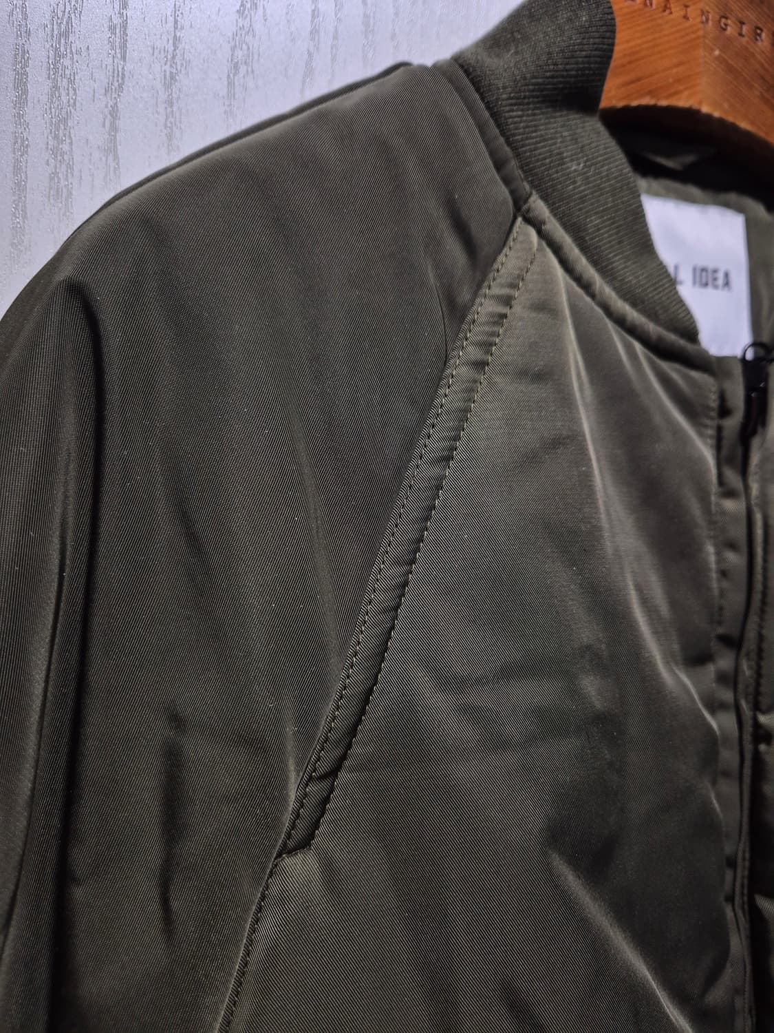 제너럴아이디어 크롭 MA-1 봄버 자켓 카키.새상품 상품이미지5