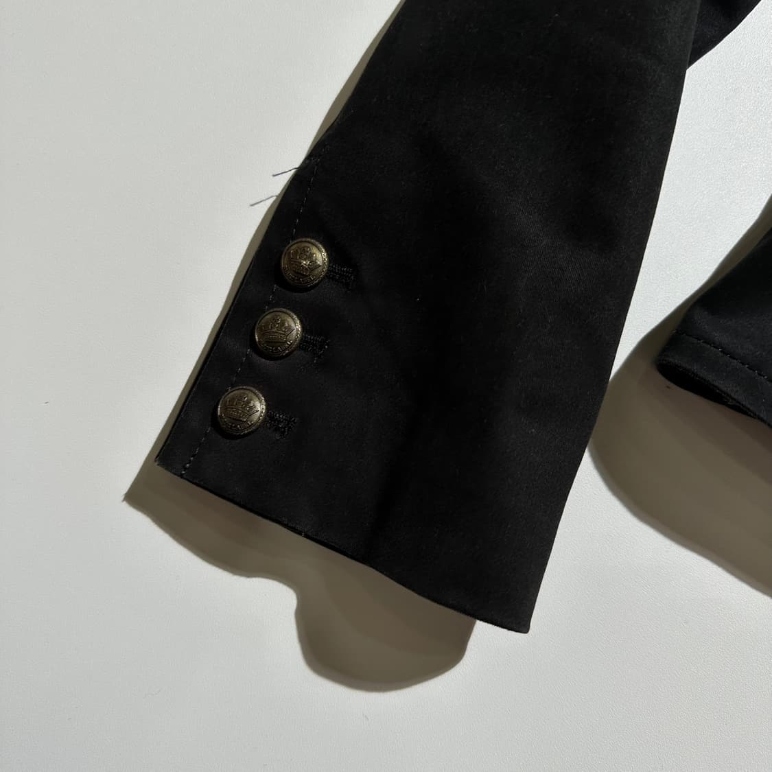 버버리 금장 로고 버튼 싱글 자켓 상품이미지4