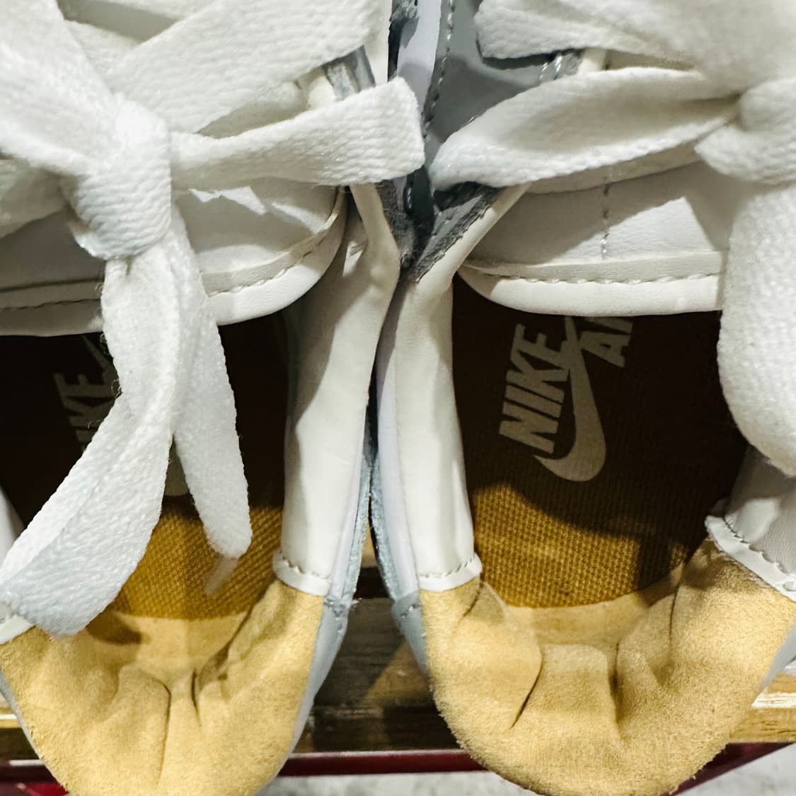 250) 나이키 운동화 남녀공용 신발 조던 1 엘리베이트 울프 그레이 상품이미지8