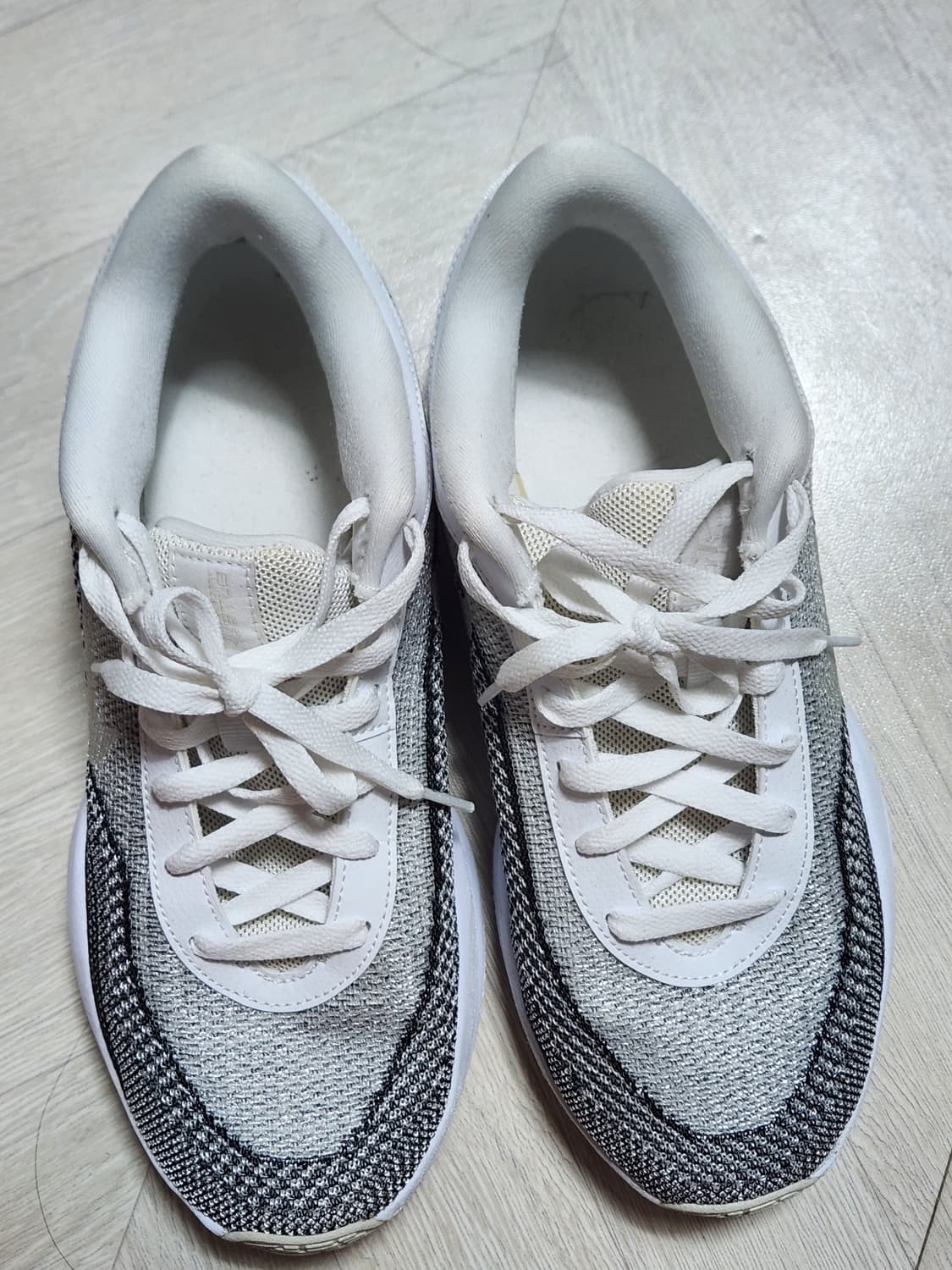 나이키 g.t. 허슬 아카데미 EP 275 상품이미지2