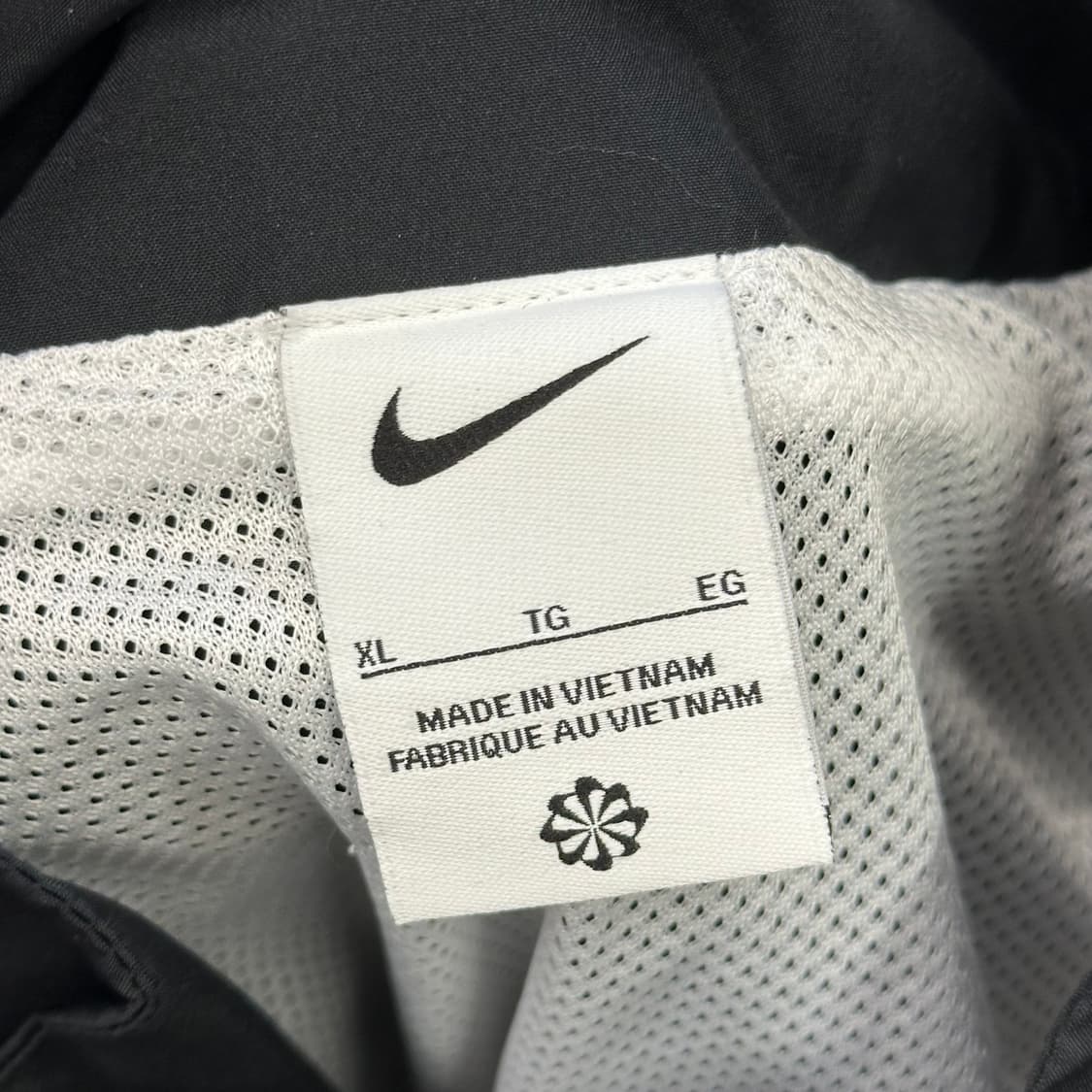 XL 나이키 화이트라인 블랙 바람막이 상품이미지4