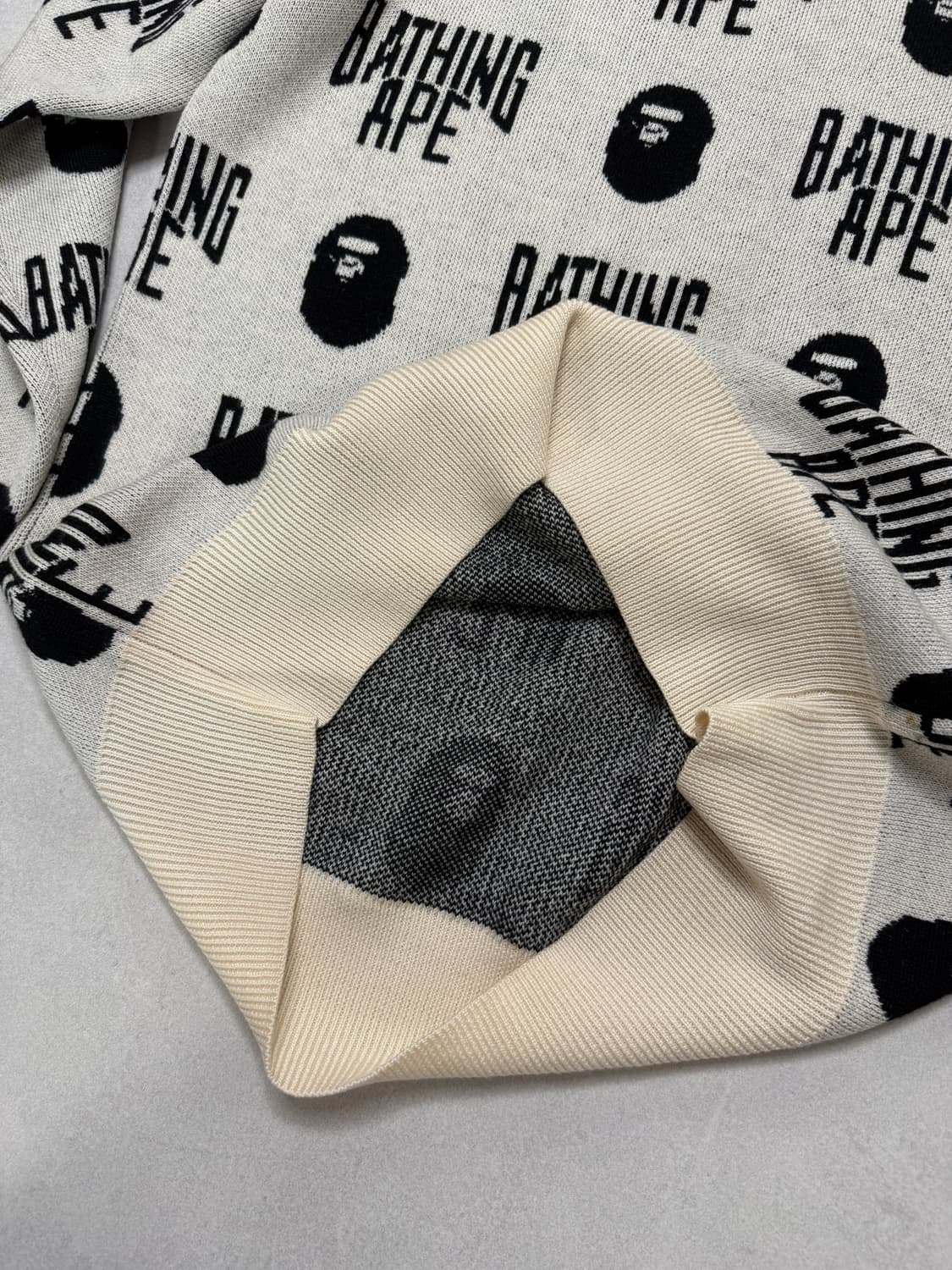 베이프 니트 상품이미지5