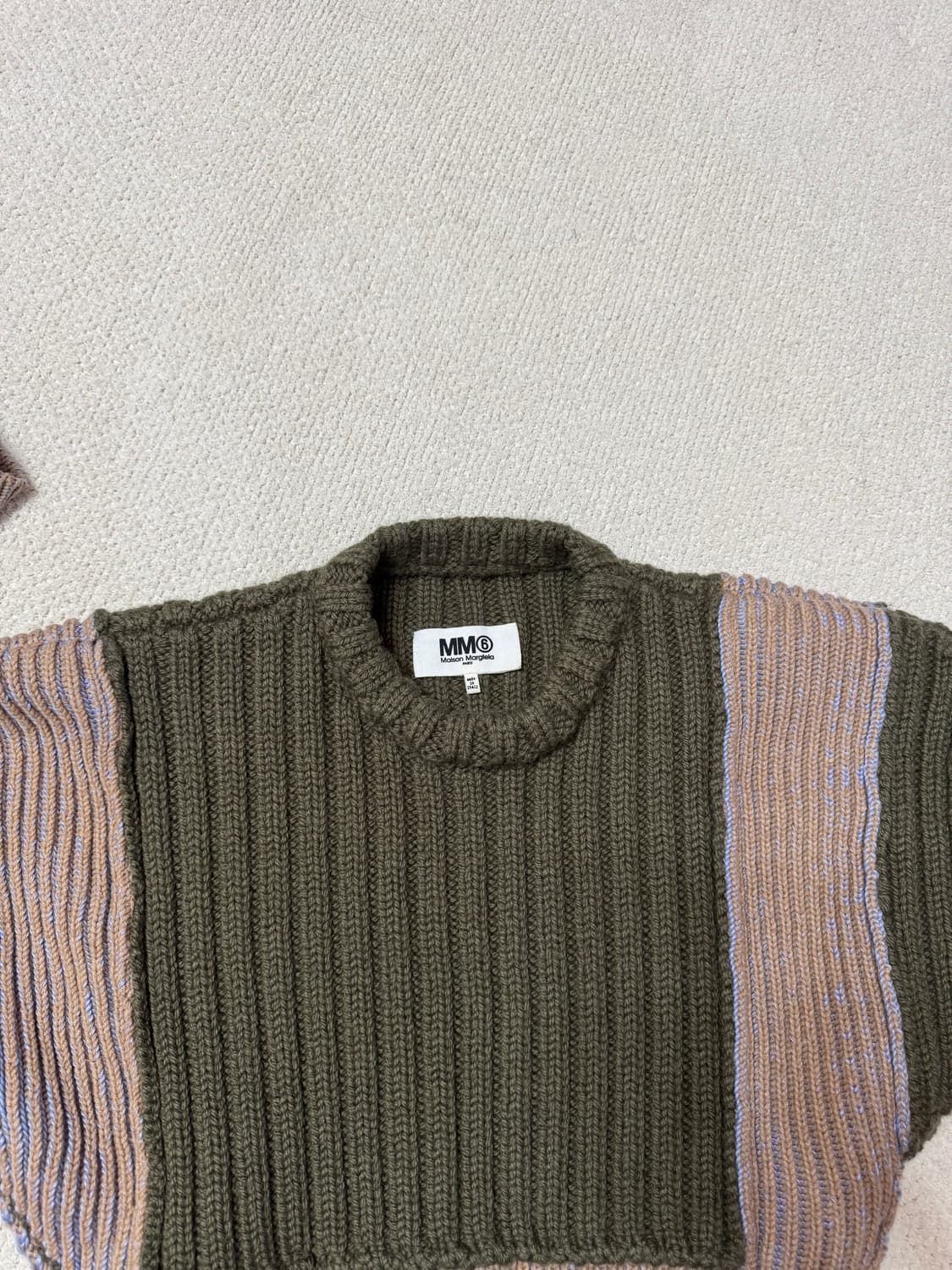 메종 마르지엘라 배색 니트 상품이미지3
