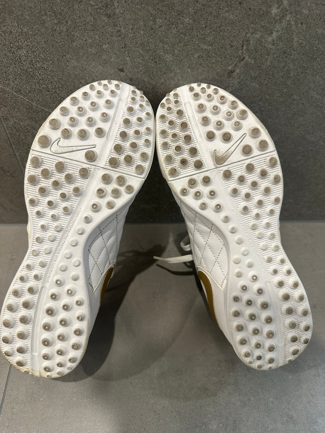 나이키 티엠포 레전드X7 아카데미 R10 TF 265 상품이미지4