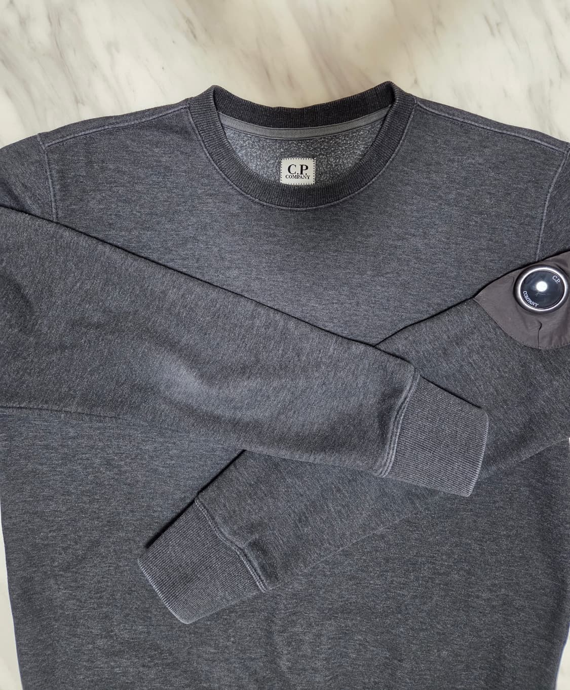 씨피컴퍼니 렌즈 크루넥 스웻 셔츠 상품이미지5