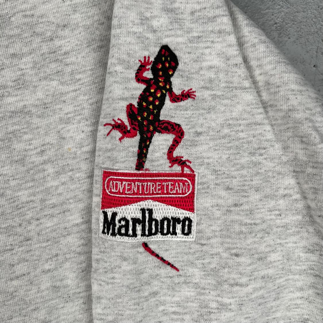 빈티지 말보로 어드벤처팀 Gecko Lizard 스웻셔츠 상품이미지5
