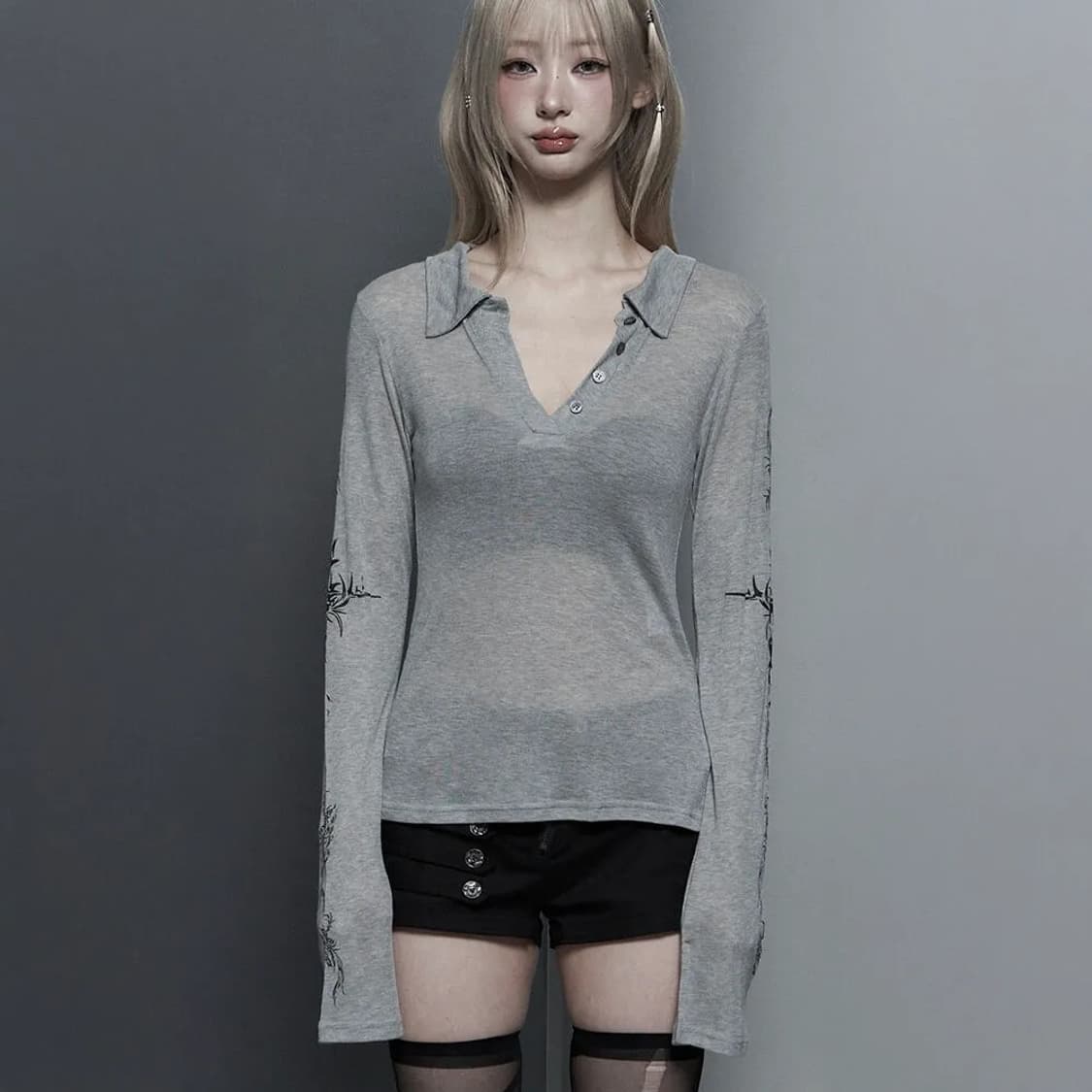 에트오소메 립 카라 타투 롱슬리브 탑 상품이미지1