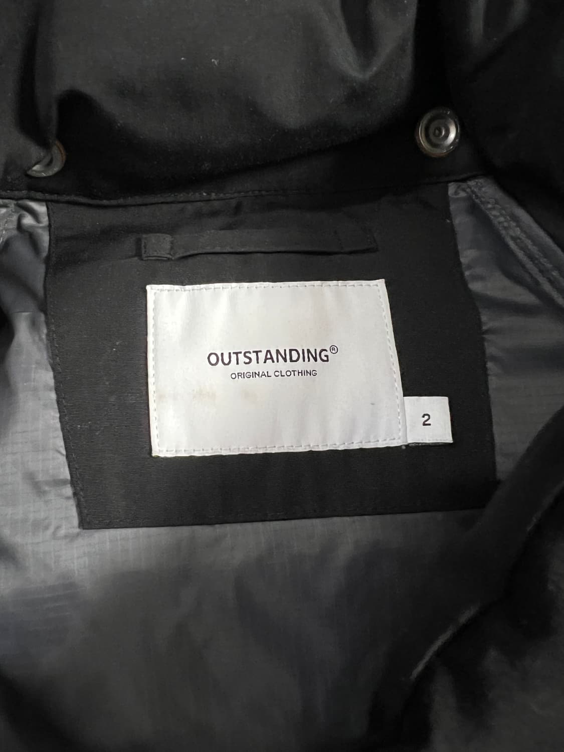 아웃스탠딩 패딩 2 상품이미지3