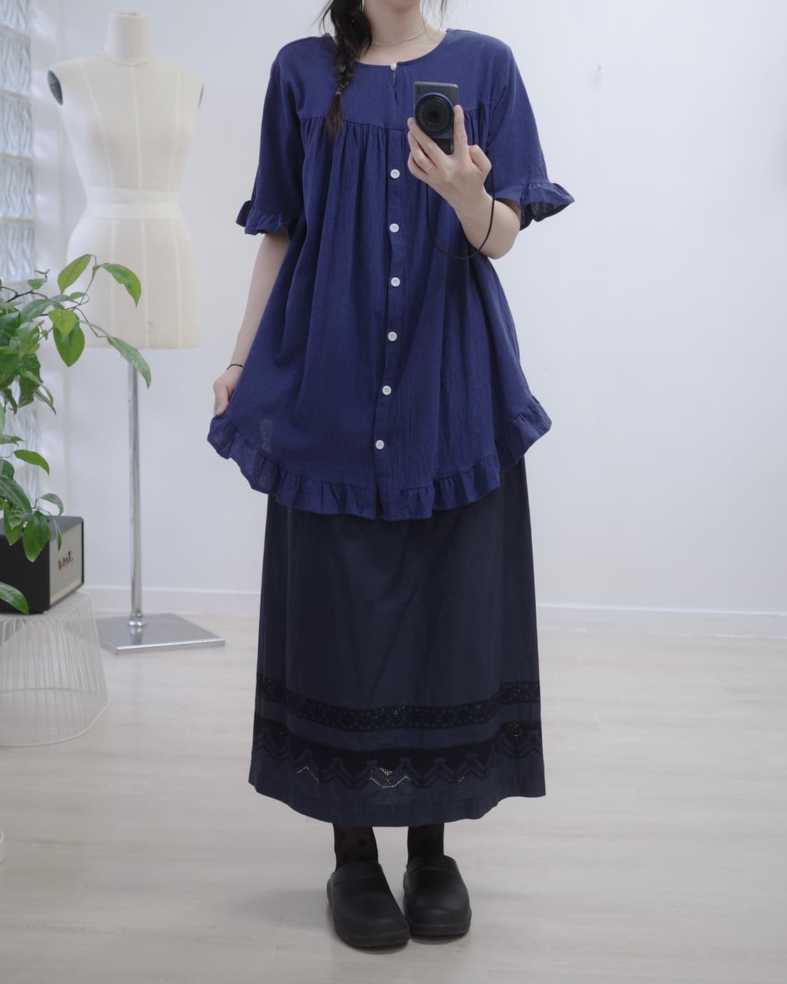 Navy Frill cotton Blouse 상품이미지4