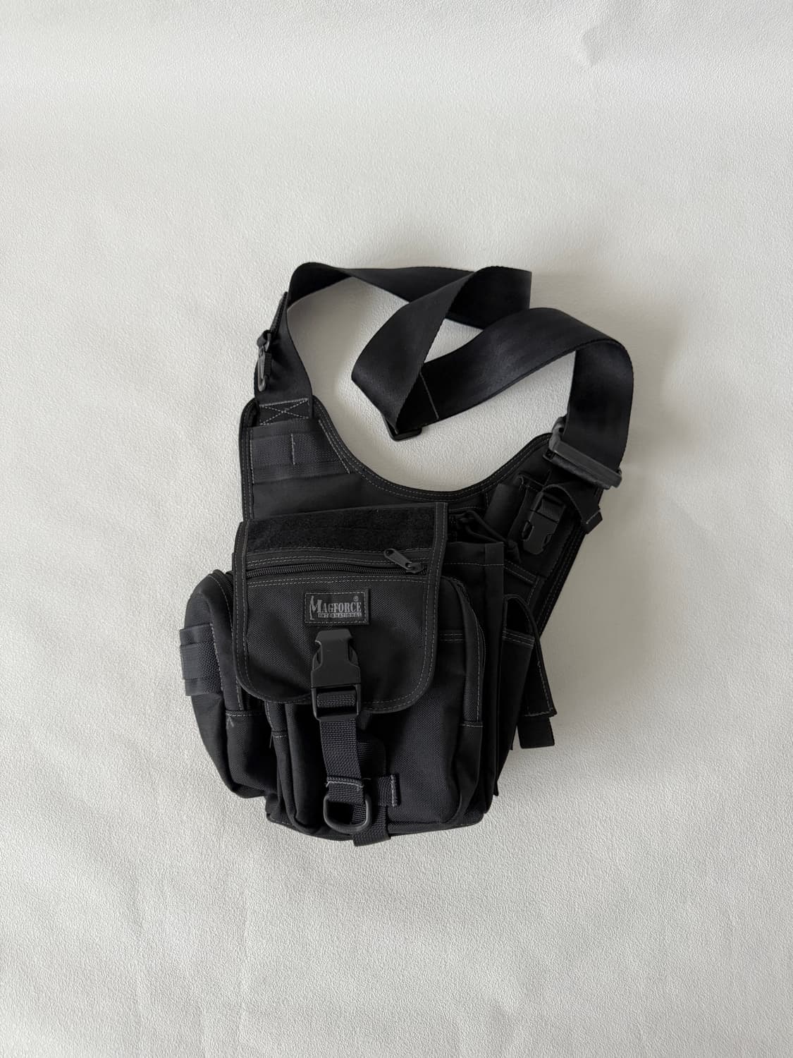 맥포스(MAGFORCE) 크로스백 상품이미지1