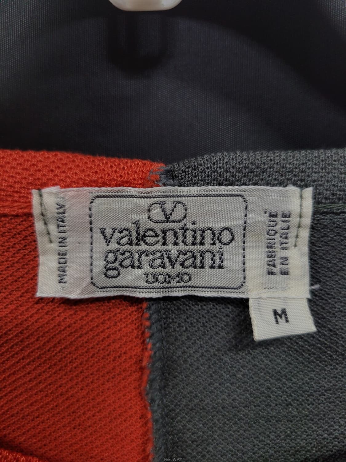 Valentino Garavani 발렌티노 빈티지 자수로고 슬리브리스 상품이미지5