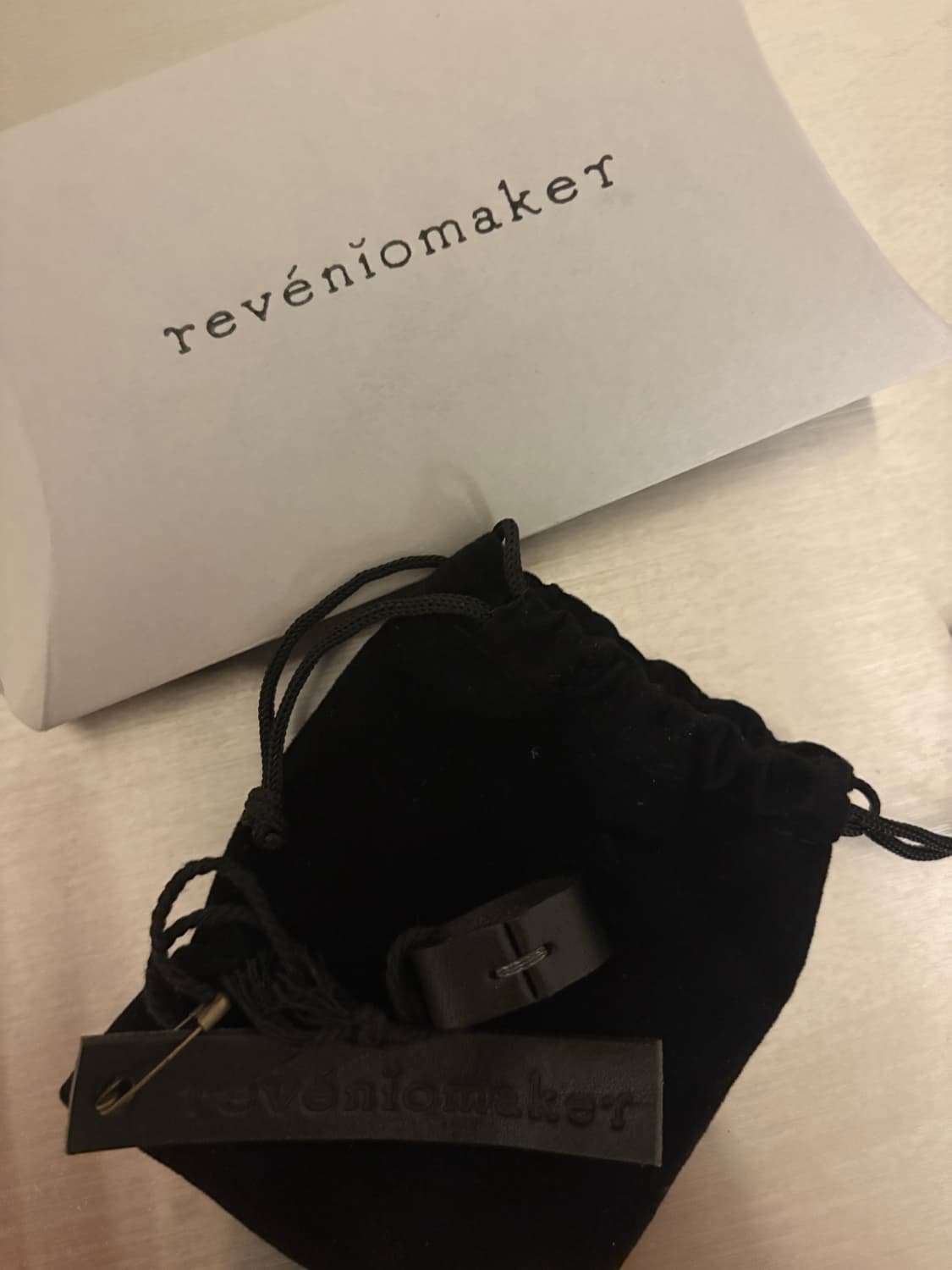 reveniomaker LUC01 BLACK 상품이미지2