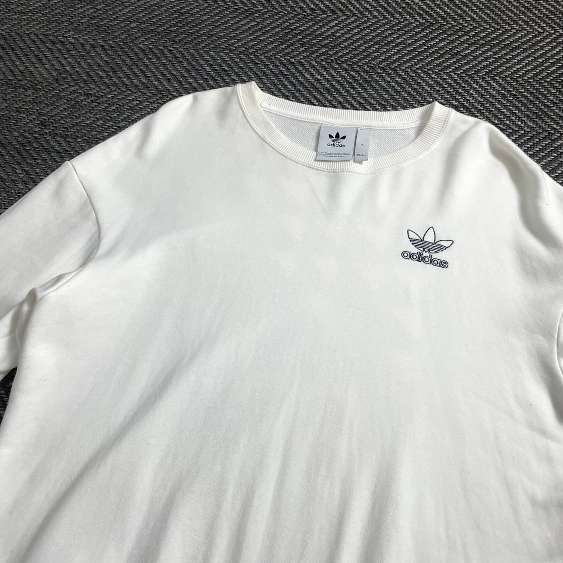 아디다스 오리지널 fw2018 파이어버드 맨투맨 화이트 y 4741 상품이미지8