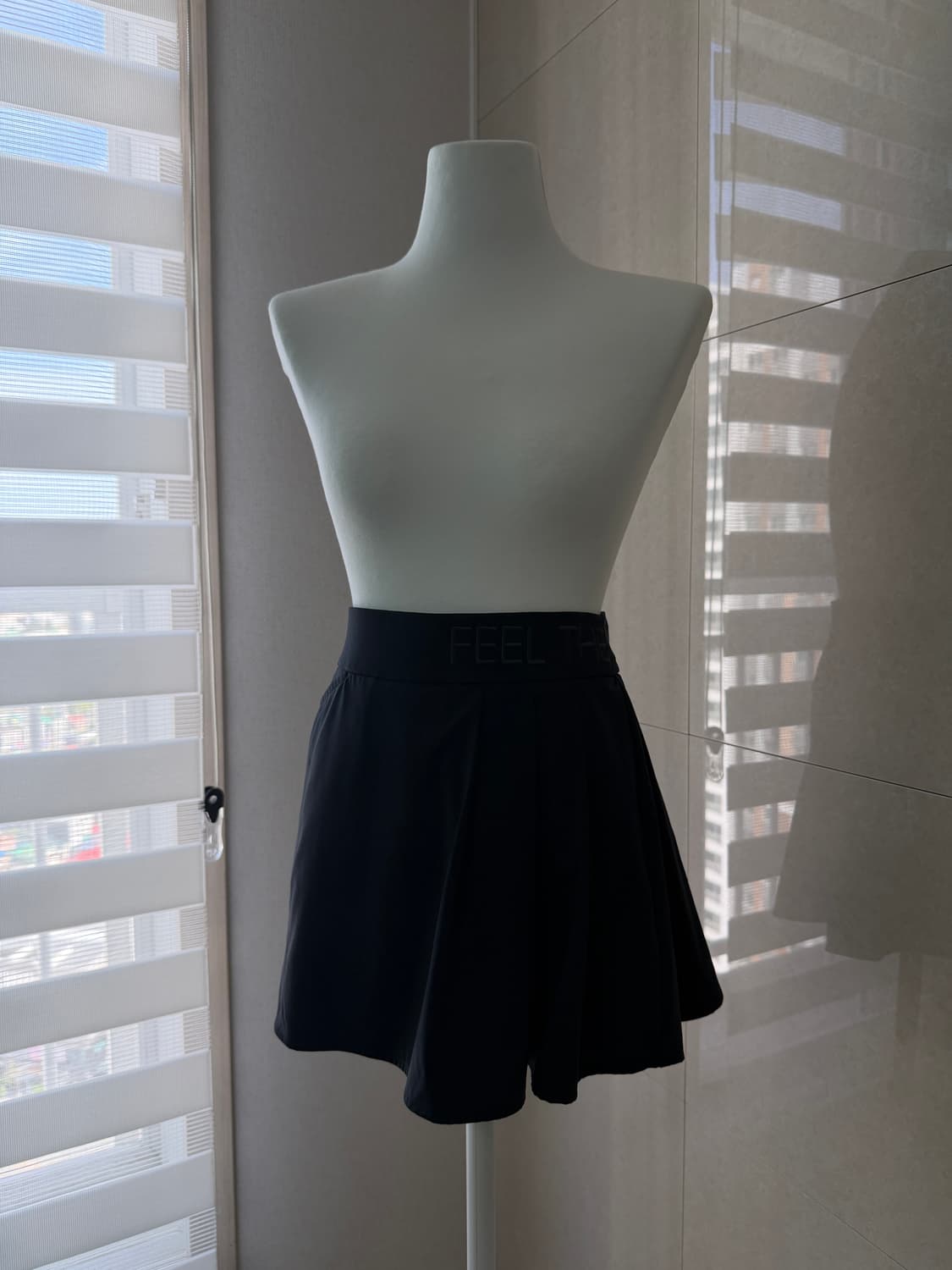 풋조이 FJ 골프 블랙 밴딩 플리트 스커트 치마 XS 상품이미지1