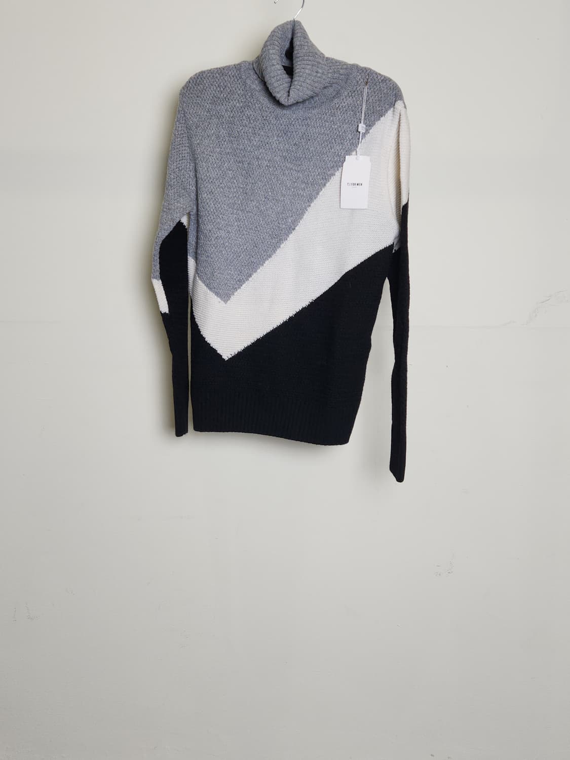 TI FORMEN 터틀넥 니트 스웨터 상품이미지1