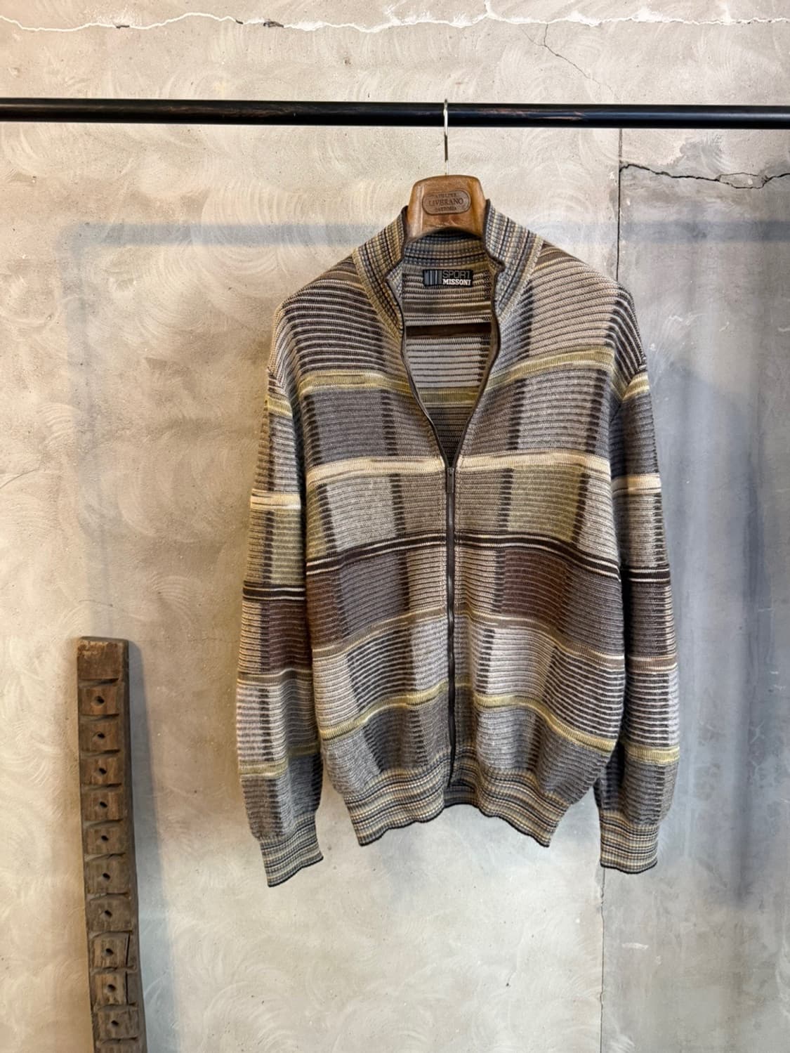 미쏘니 짚업 가디건 105 상품이미지1