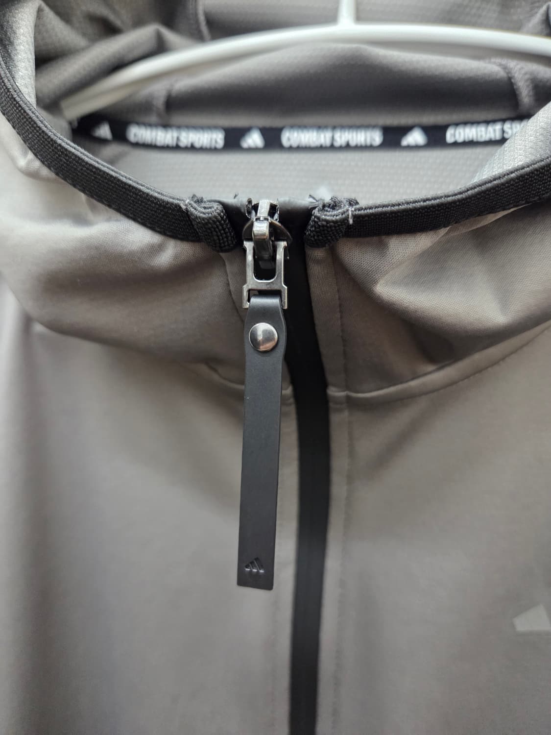 아디다스 하이드로 수트 5.0 집업 자켓 상품이미지4