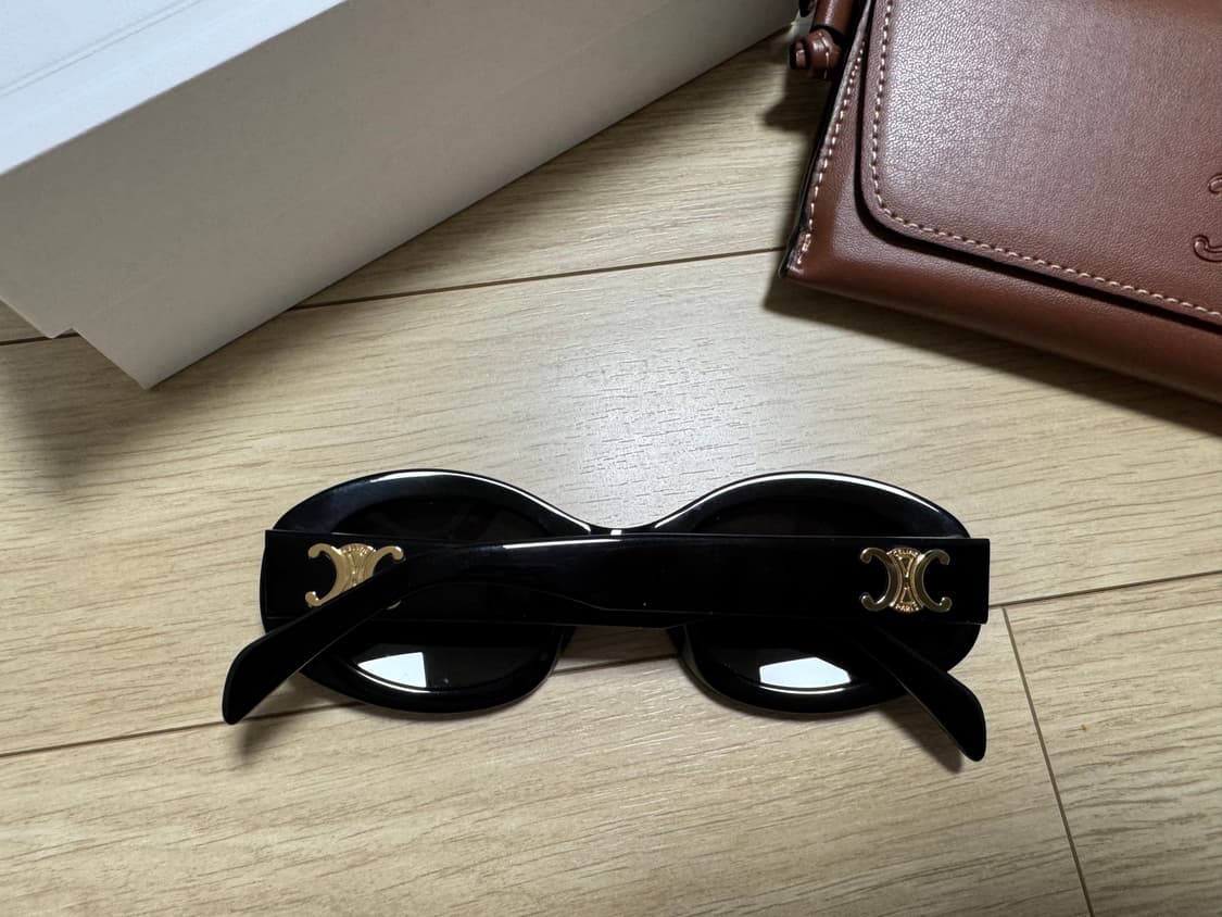 셀린느 트리옹프 선글라스 CL40194U 블랙 상품이미지2