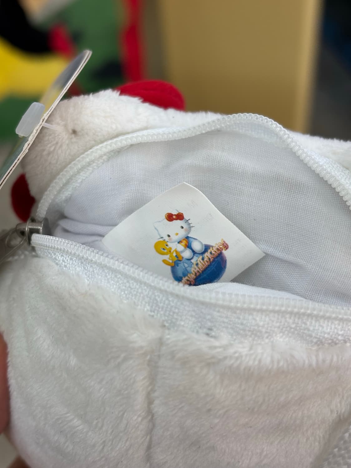 Dead Stock Hello Kitty x Tweety Coin 상품이미지6