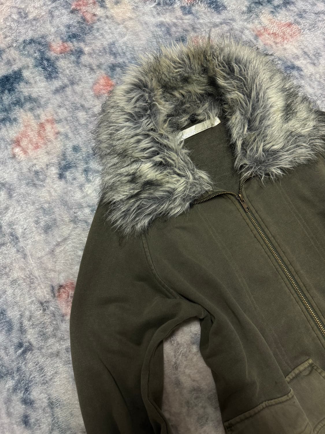 Clonedevgru trimming fur military zip up 상품이미지3