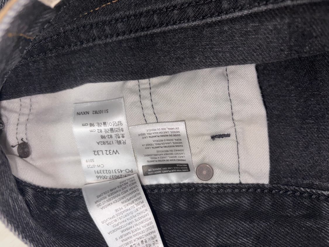 리바이스 568 흑청 32/32 상품이미지3