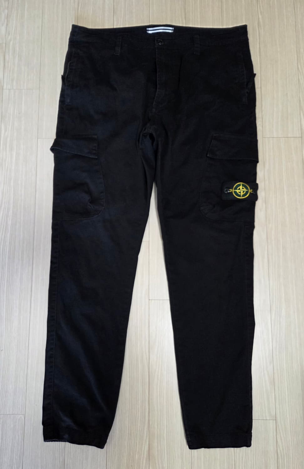 스톤아일랜드 와펜 카고 팬츠 상품이미지1