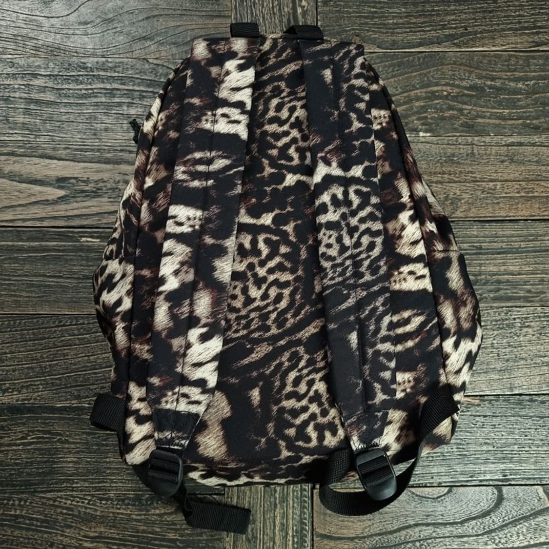 [이스트팩] 레오파드 패턴 백팩 M20035 상품이미지4