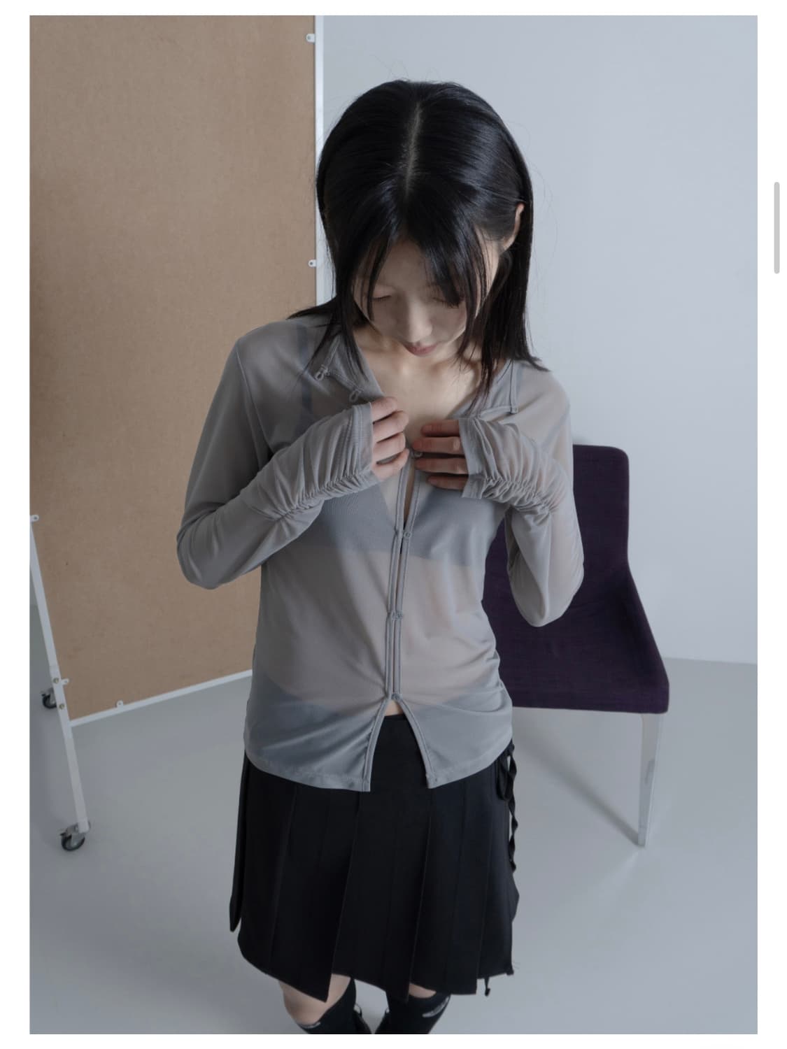 우화 WRINKLE MESH CARDIGAN GREY 메쉬 가디건 그레이 상품이미지1