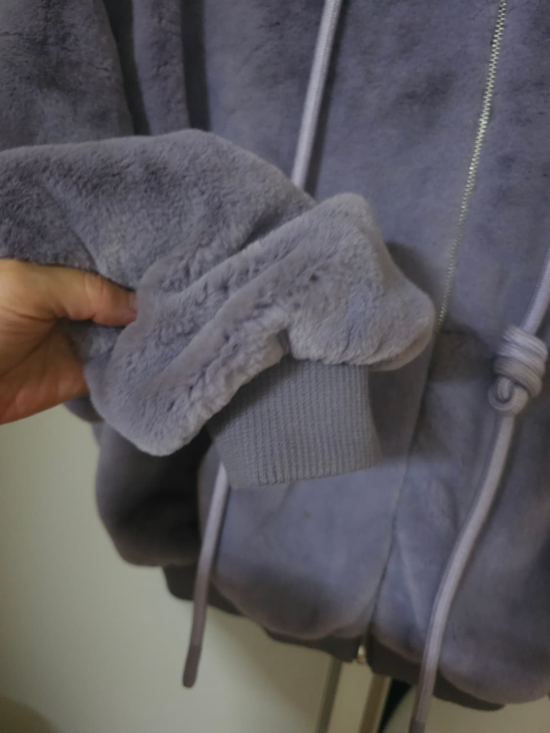 카라 퍼 후드 집업 자켓 퍼플 상품이미지4