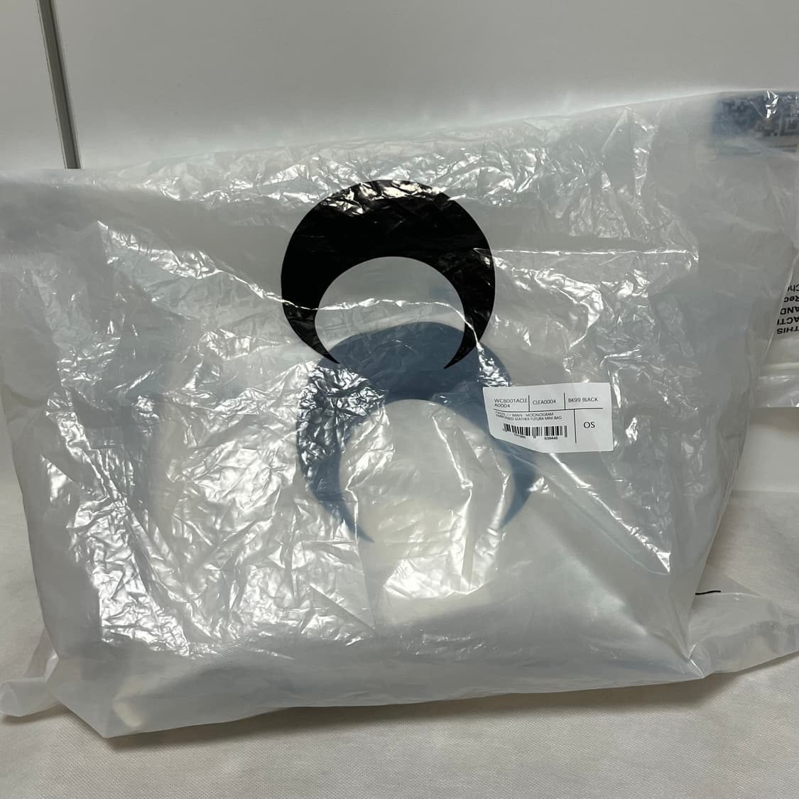 마린세르 25fw 무노그램 엠보스드 레더 퓨추라 미니 백 상품이미지6